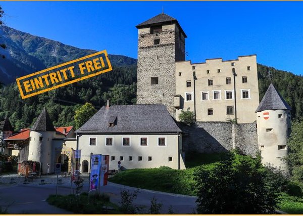 Schlossfoto. JPG.JPG